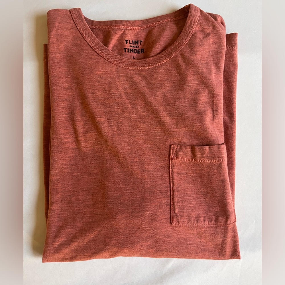 Flint & Tinder Men’s Tshirt. Orange. Size L